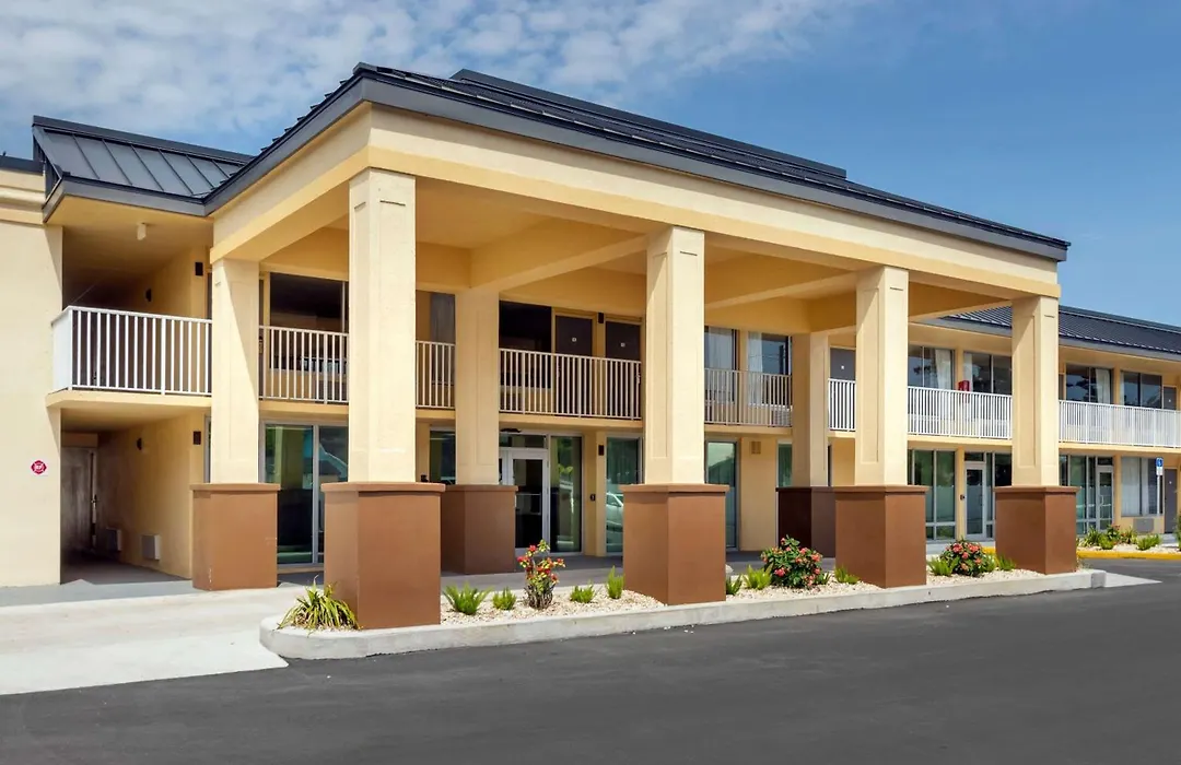 Quality Inn Saint Petersburg North-Tampa Bay-1