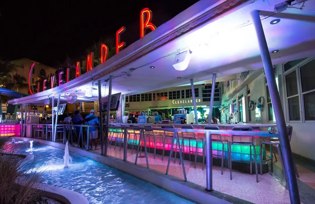 Clevelander Hotel (Adults Only)-1