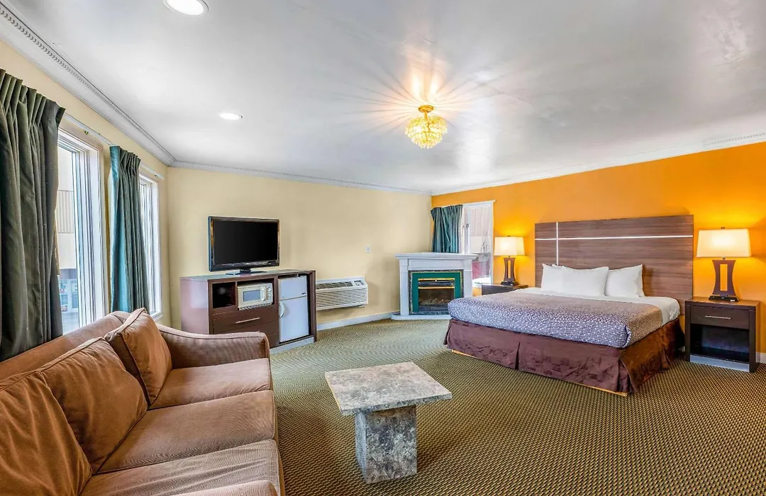 Ac Lodge By Beach And Boardwalk-1