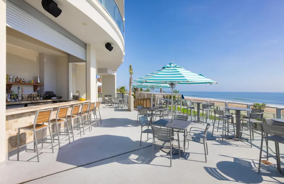 Max Beach Resort-1