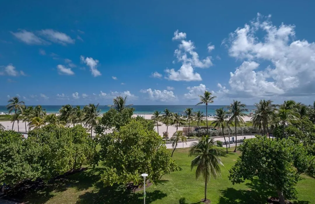Strand Ocean Drive Suites-1