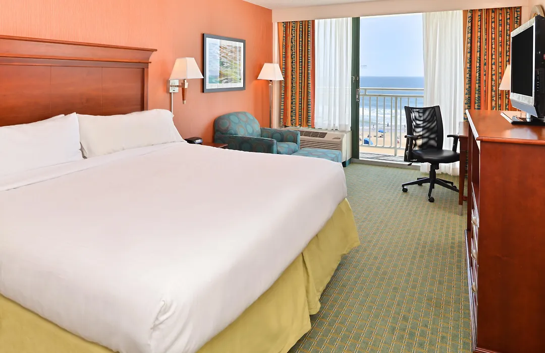 Holiday Inn Express & Suites Va Beach Oceanfront By Ihg-1