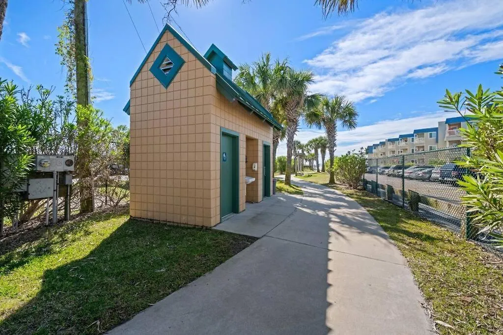Shore Drive, Myrtle Beach 2 Bd/2Ba Condo-1