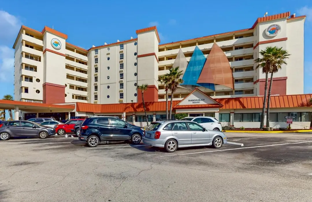 Harbour Beach Resort 618-1