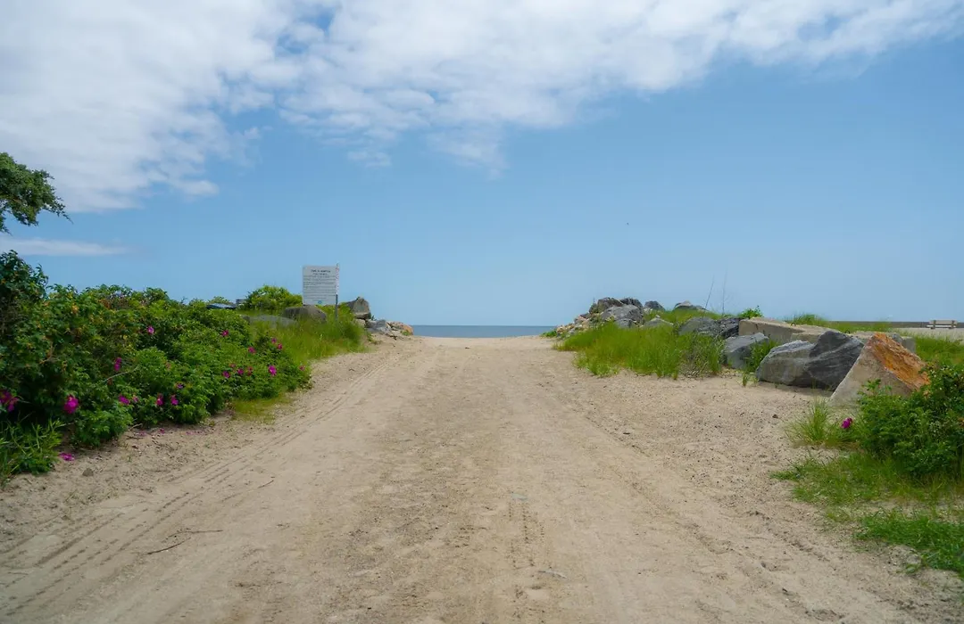 935 Ocean, A Beachside Inn-1