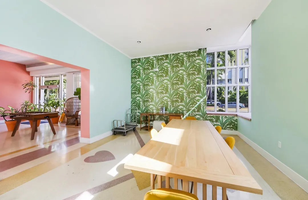Tropics Hotel Miami Beach-1