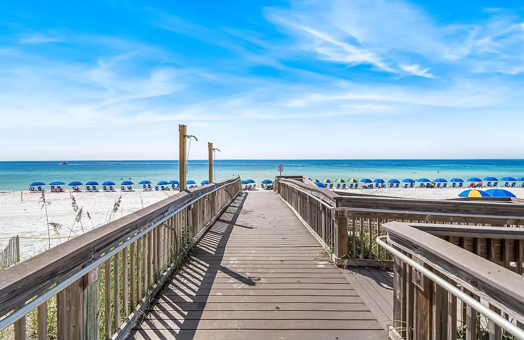 Holiday Surf And Racquet Unit 214-1