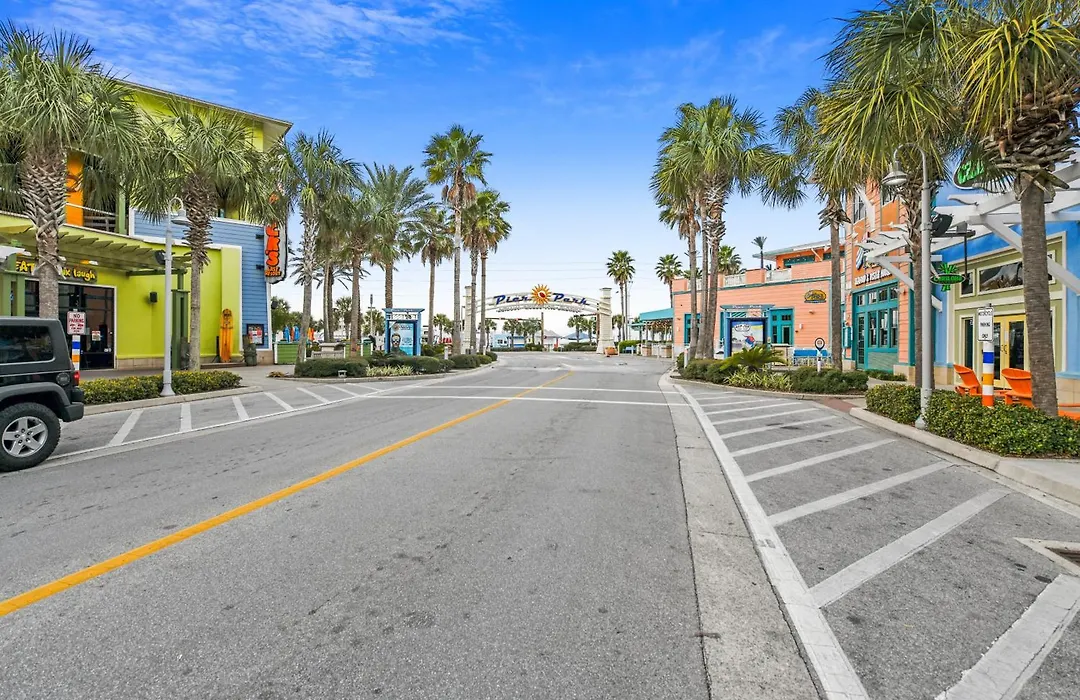 Aquavista Condominiums #206-W By Book That Condo-1