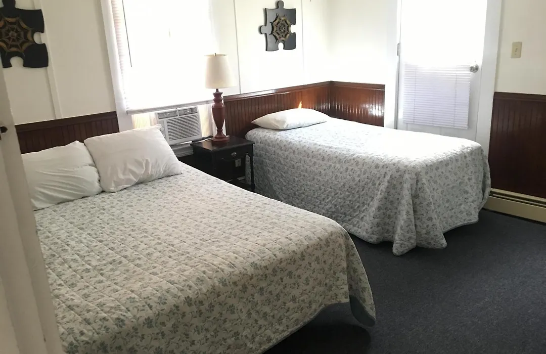 Sandpiper Beachfront Motel-1