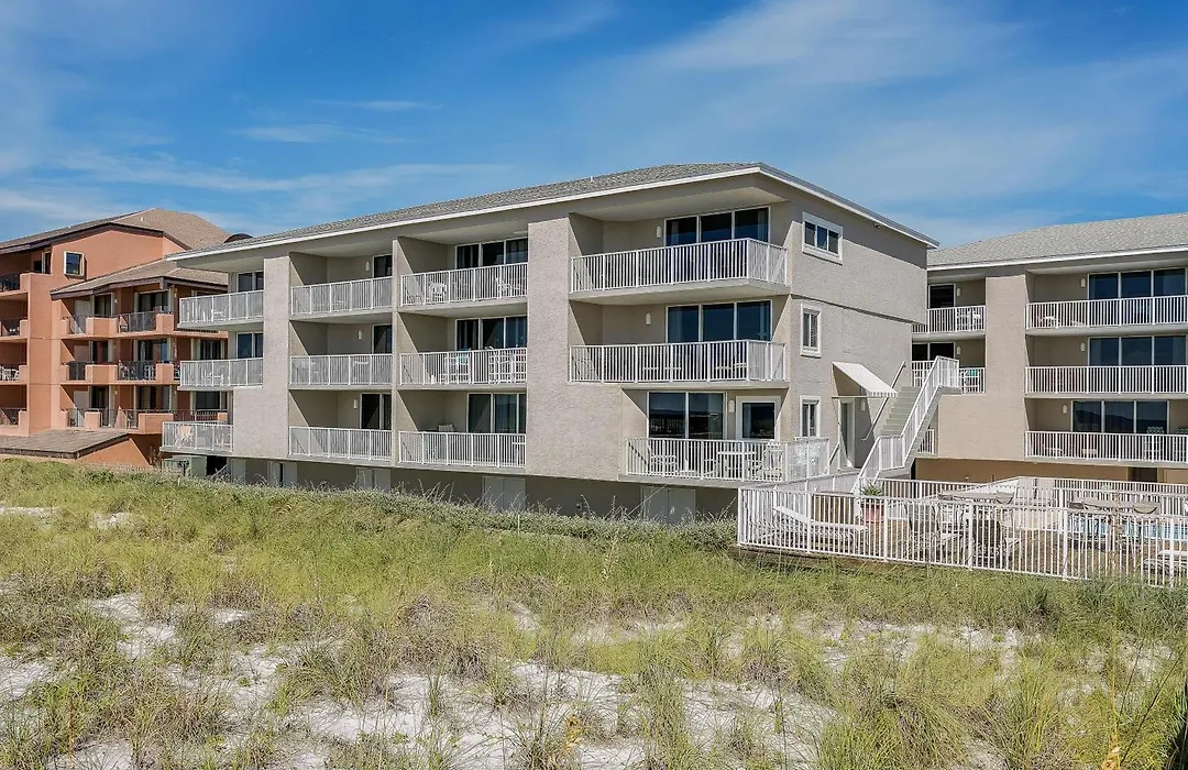 611 Starboard Village-1