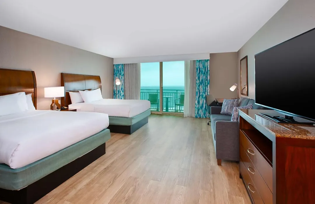 Hilton Garden Inn Virginia Beach Oceanfront-1