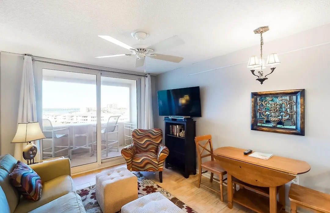 Jetty East Condos-1