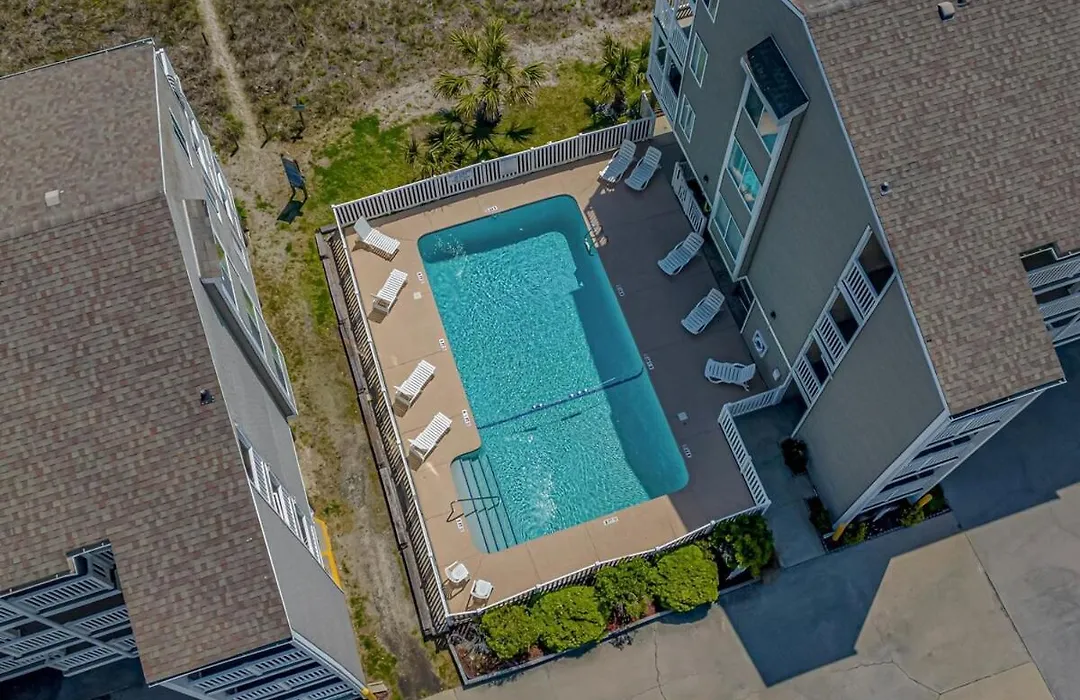 Raintree Villa Oceanfront Unit A1-1