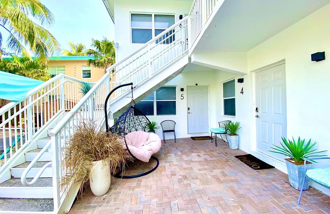 Southwinds Inn By The Gold Nests-1