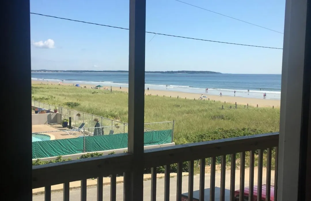 The Skylark Beach Inn-1