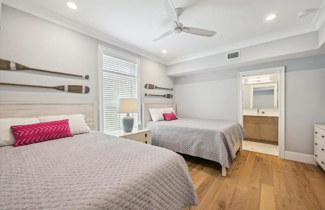 3 Singleton Beach - Oceanfront Estate, Private Pool, Elevator, Free Activities Included-1