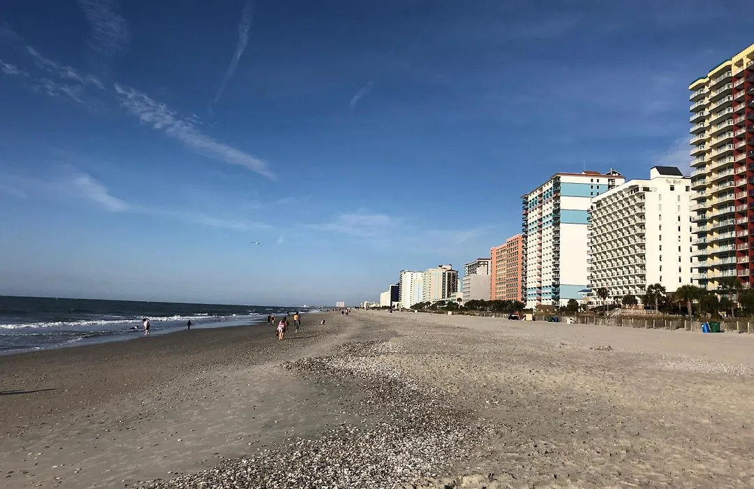Direct Oceanfront Condos With Best Water Facilities In Paradise Resort-1