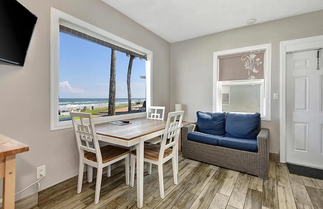 Shoreline Suites & Cabana Cottages - Beachfront-1