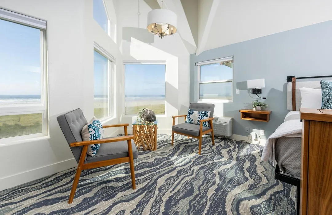 The Seaside Oceanfront Inn-1