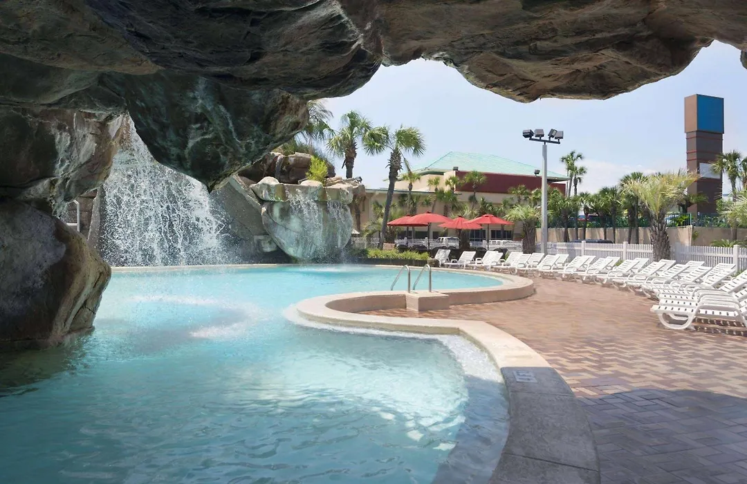 Days Inn By Wyndham Panama City Beach Beachfront Resort-1