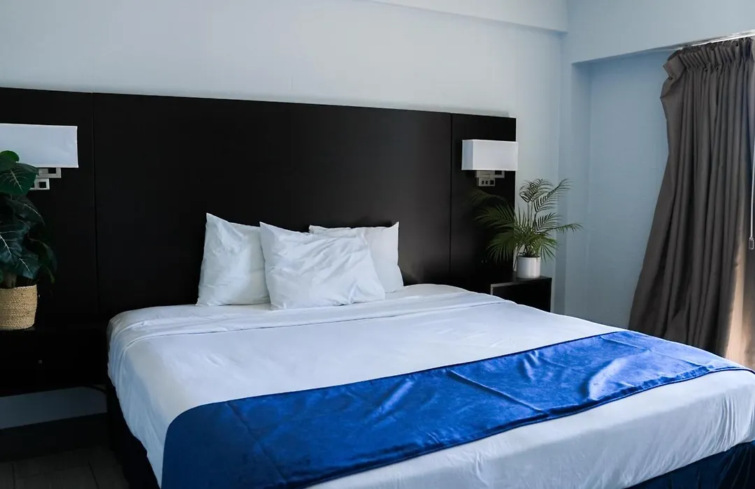 Sun And Sand Resort Oceanfront Suites-1