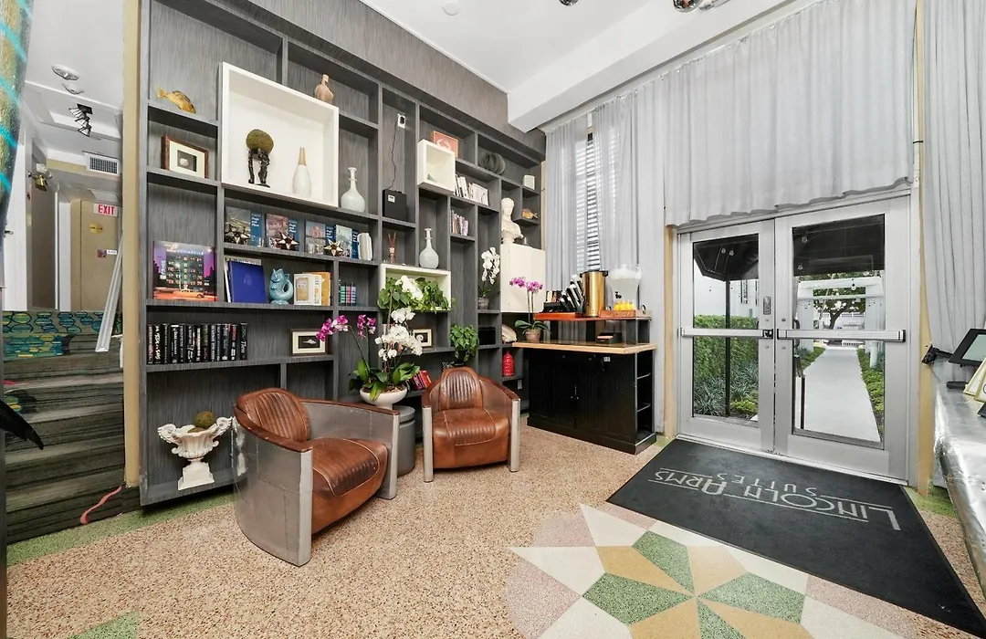 Lincoln Arms Suites-1