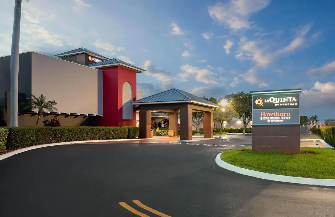 La Quinta By Wyndham Ft Lauderdale Cypress Creek-1