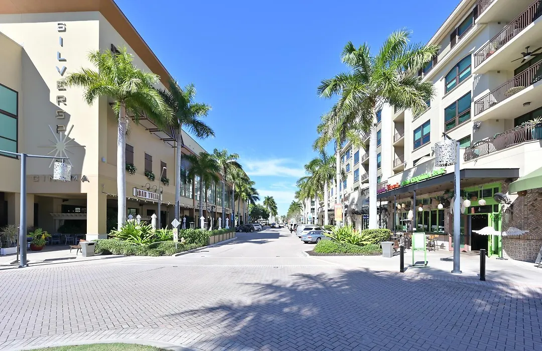 Naples Getaway-1
