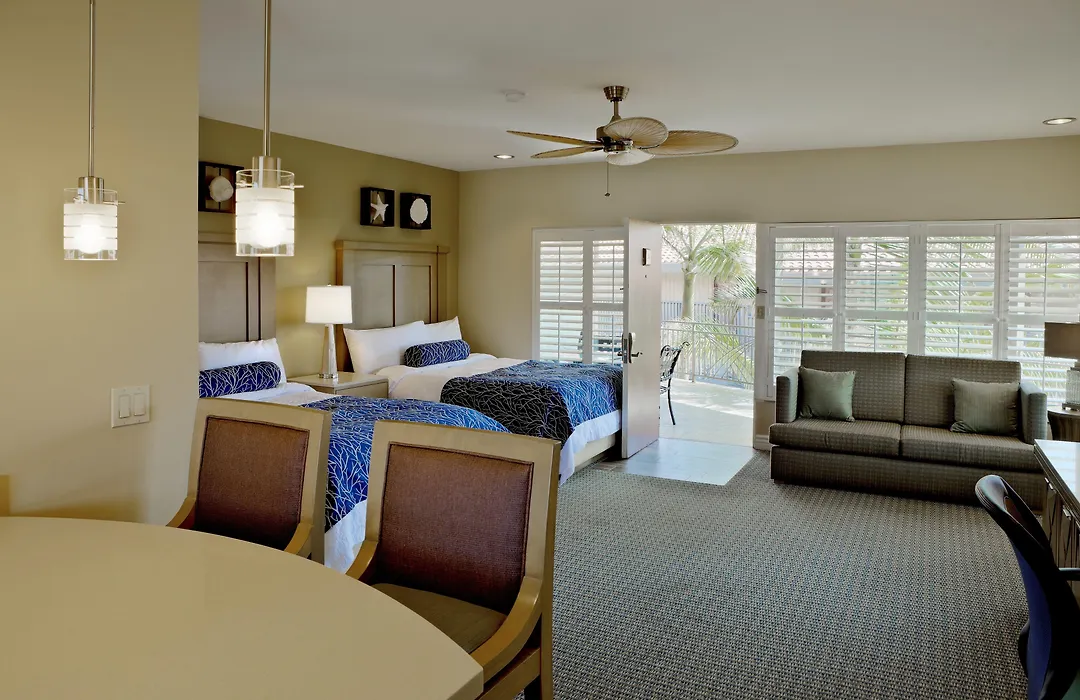 Pacific Shores Inn-1