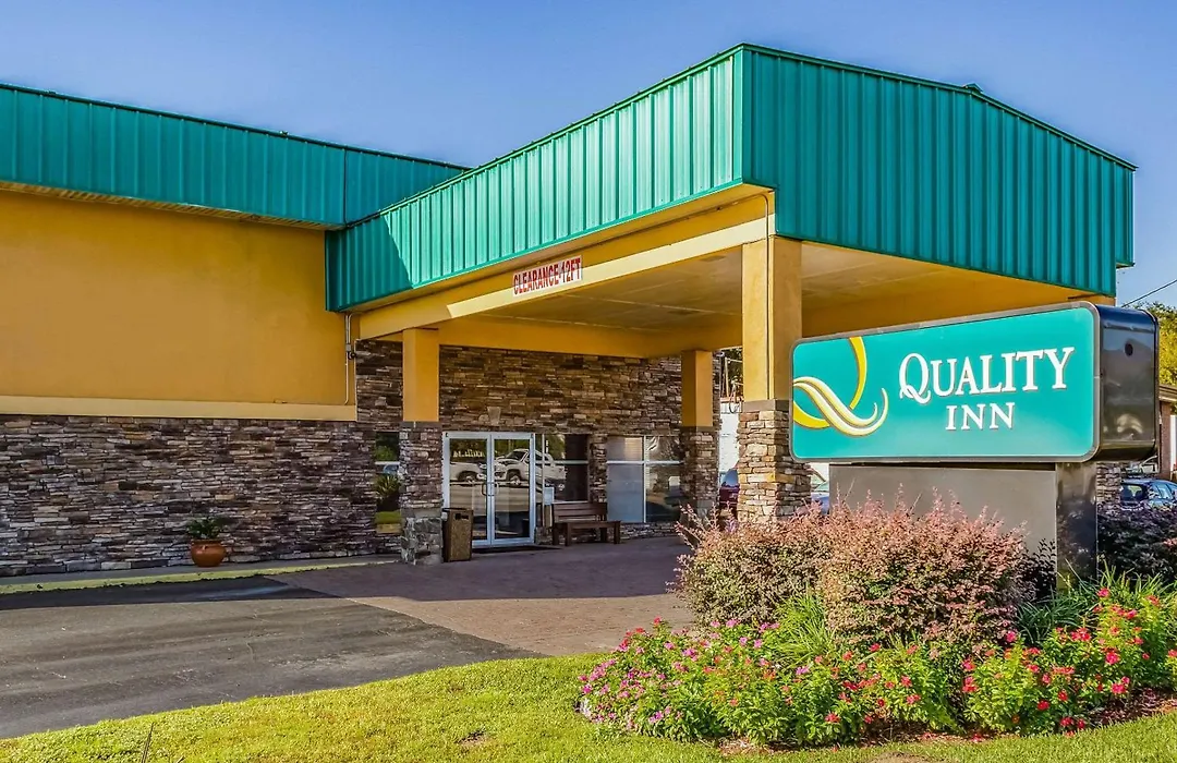 Quality Inn Charleston - West Ashley-1