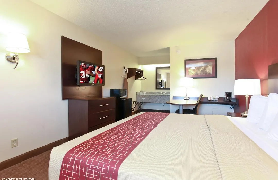 Red Roof Inn Michigan City-1