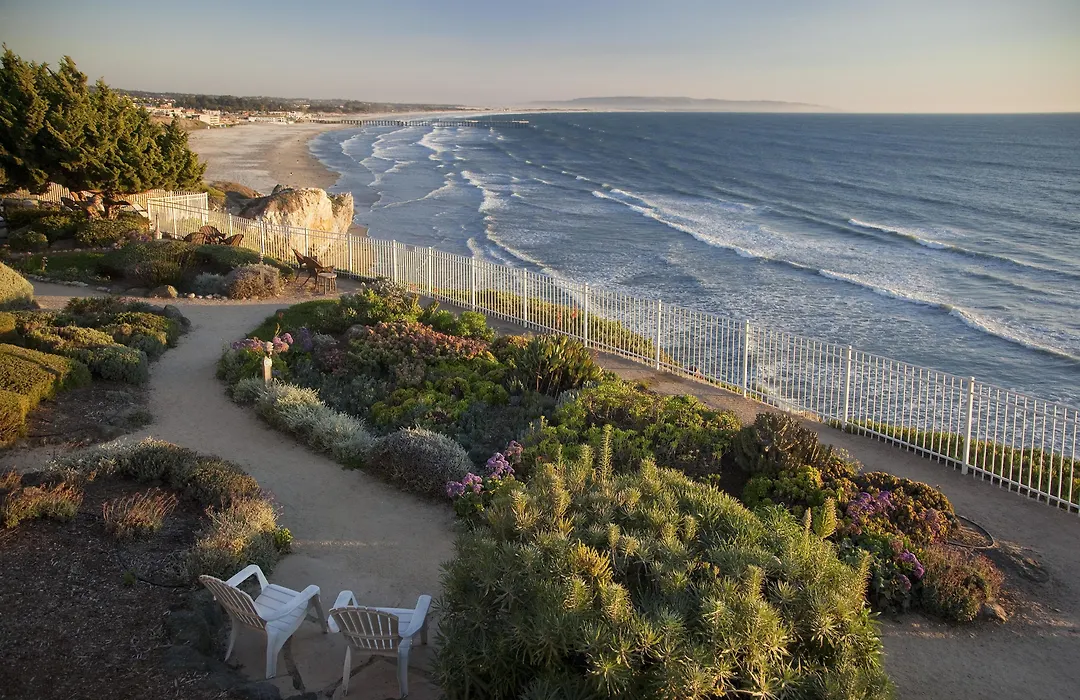 Cottage Inn By The Sea-1