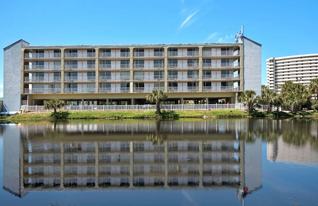 Baymont By Wyndham Panama City Beach-1
