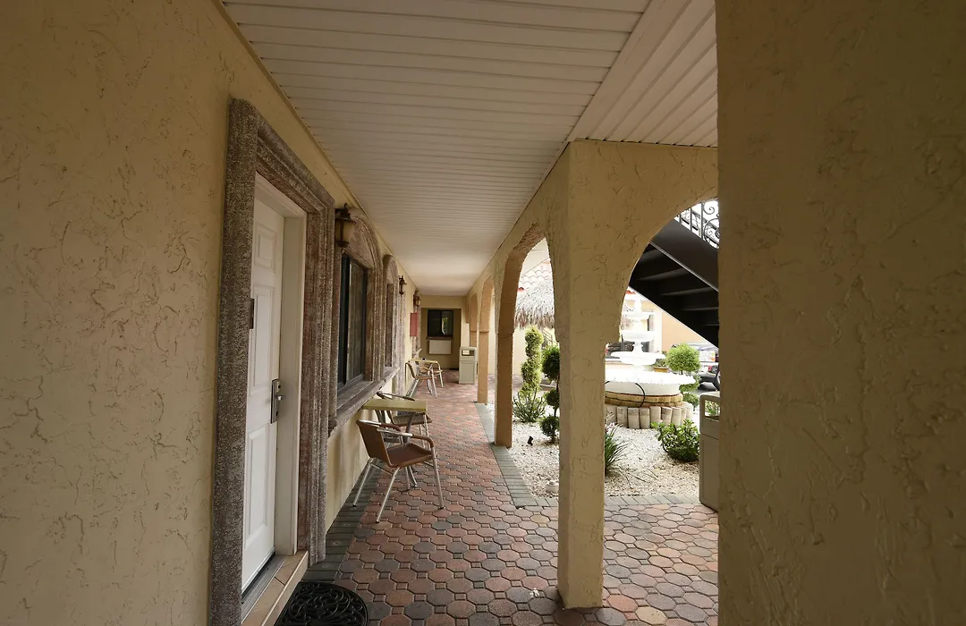 Bayview Plaza Waterfront Resort-1