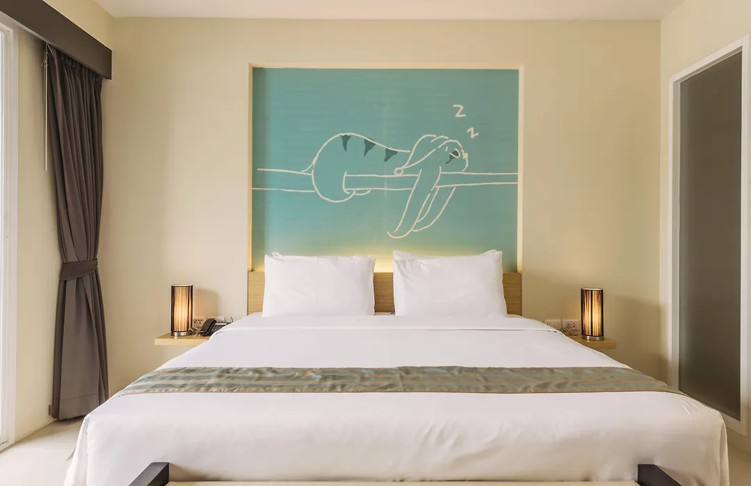 Tiras Patong Beach Hotel-1