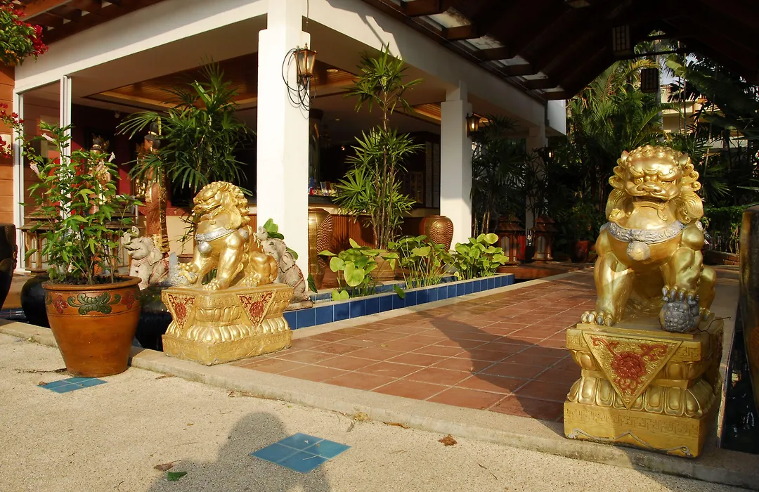 The Expat Hotel Patong-1