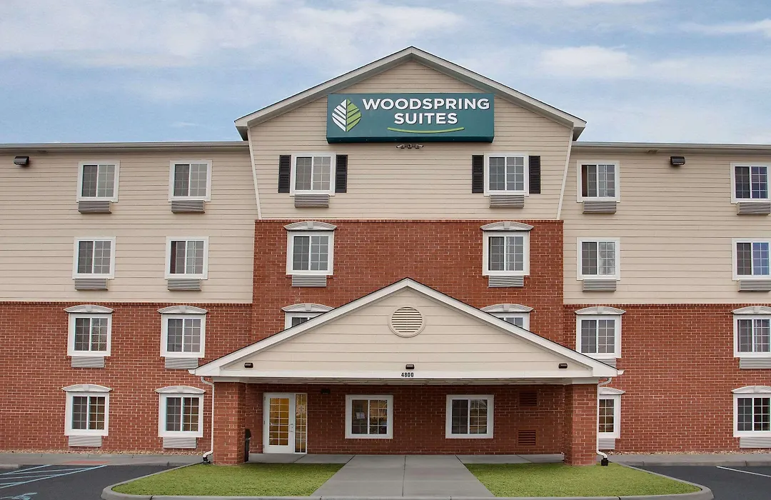 Woodspring Suites Virginia Beach-1