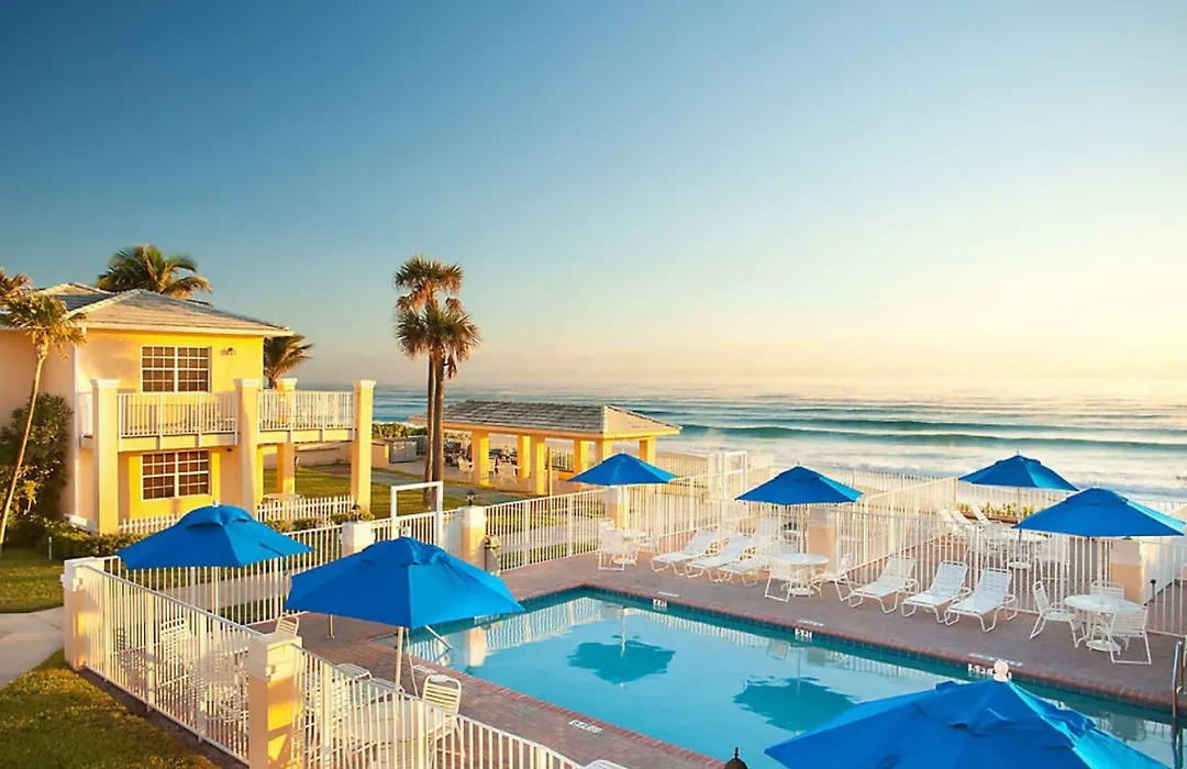 Gulfstream Manor-1
