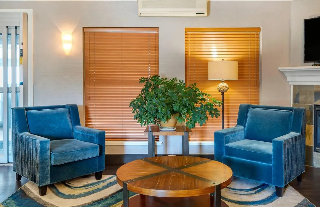 Elizabeth Oceanfront Suites, An Ascend Collection Hotel-1