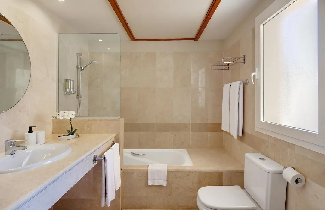 Elviria Hills Living-1
