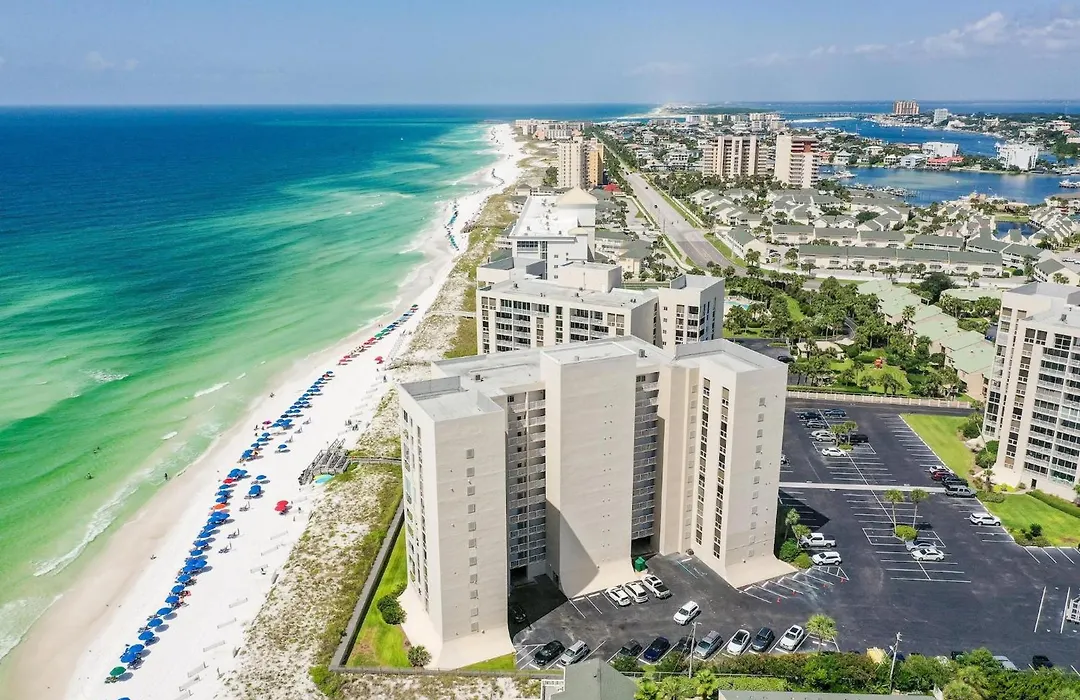 Shoreline Towers 3104-1