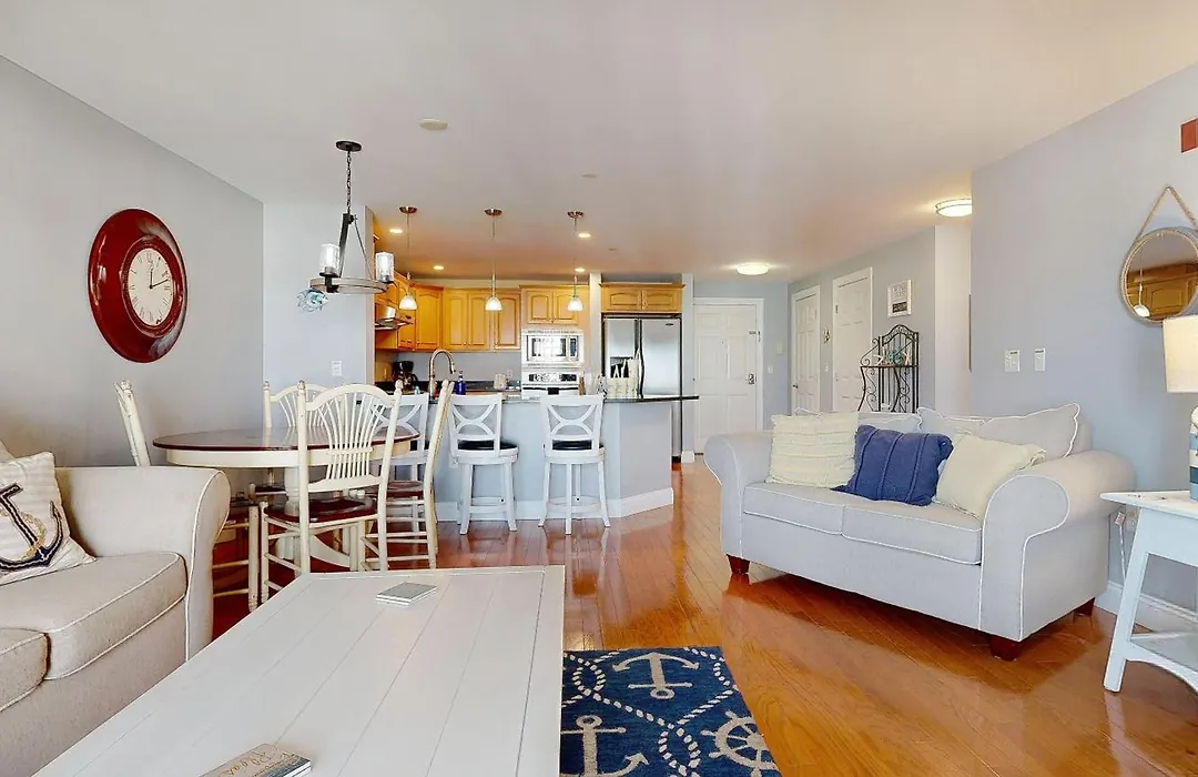 Grand Victorian #403 By Bayley Vacation Rentals-1