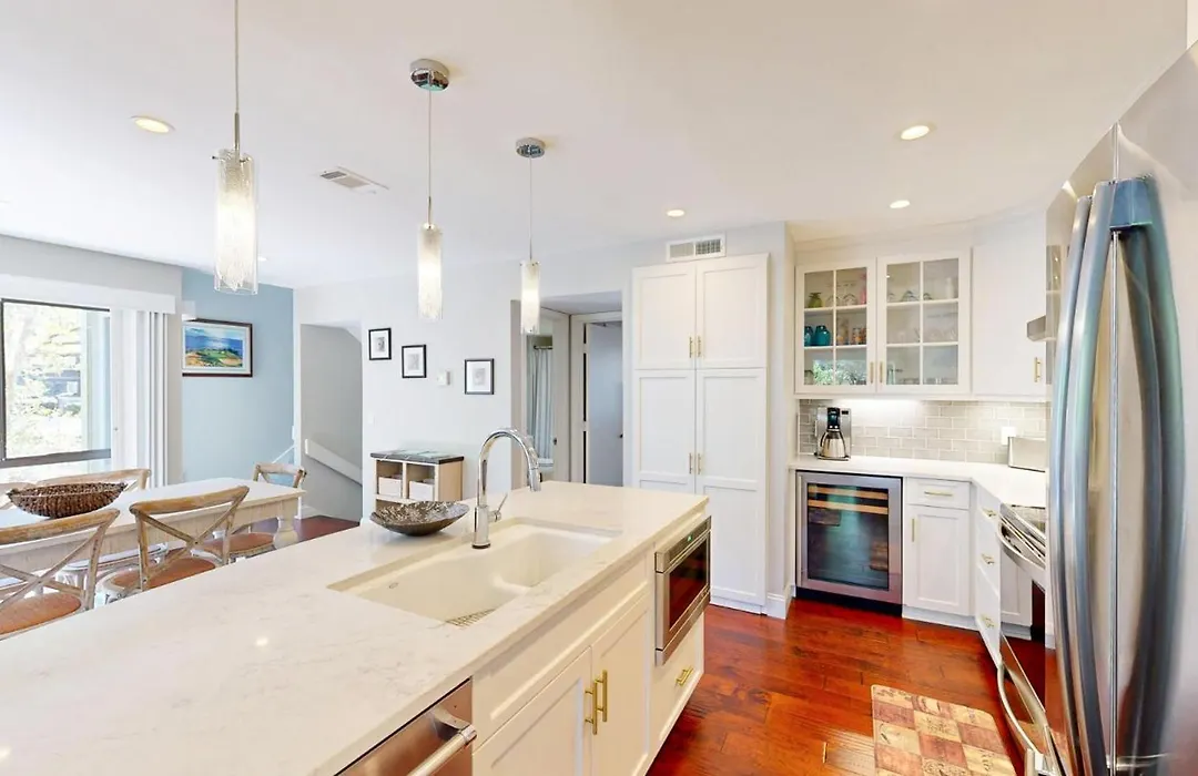 246 Turnberry Village-1