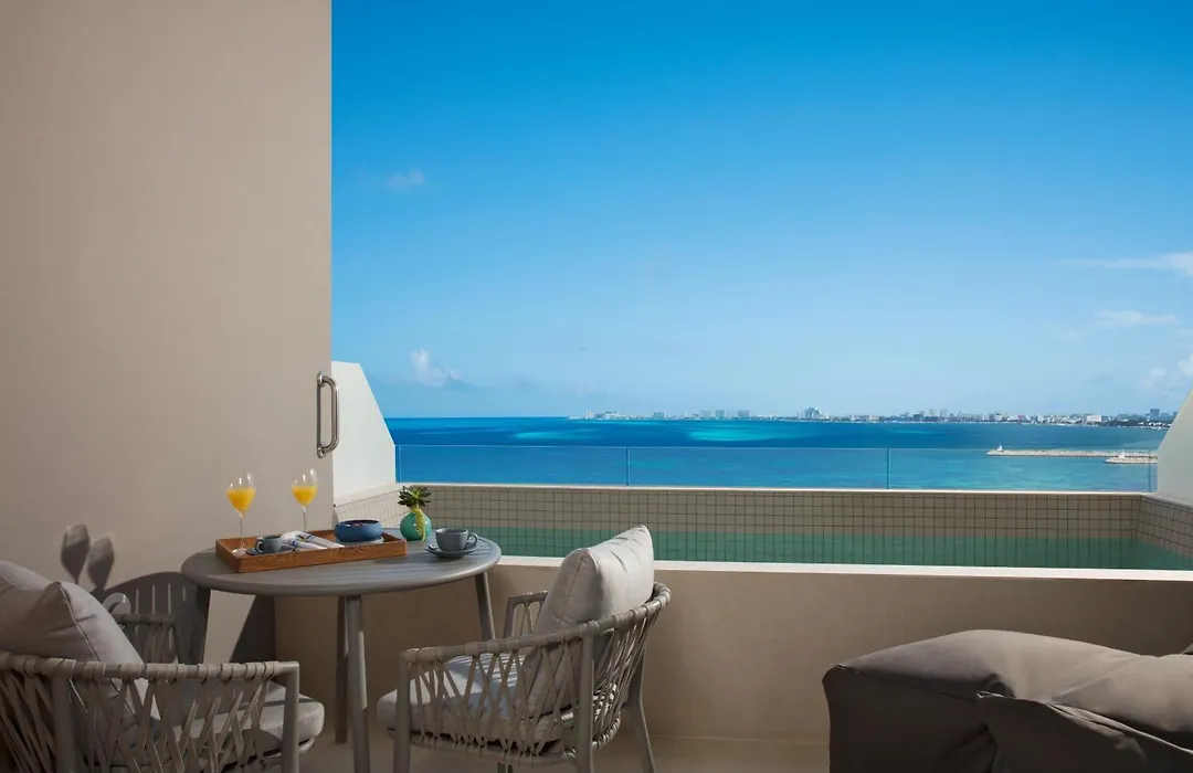 Dreams Vista Cancun Golf & Spa Resort-1