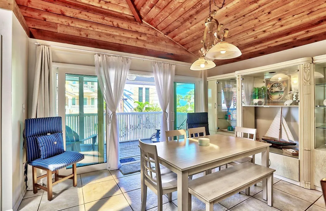 Valdes Cottage-1