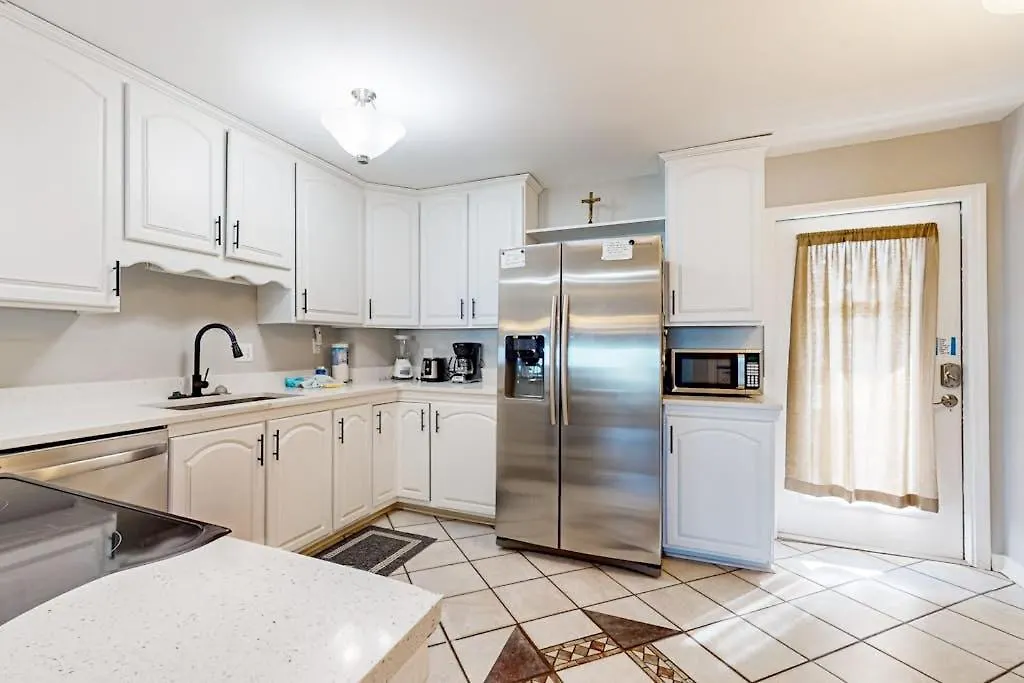 White Sands Bay Front Pensacola Condo-1