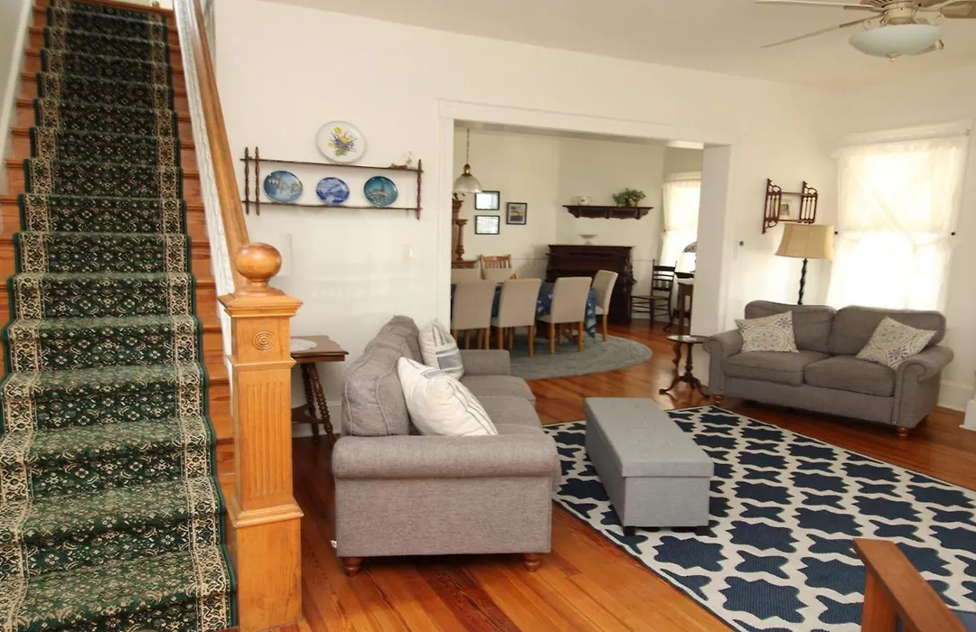The Perry Street Hideaway-1