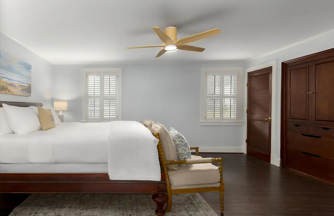 Elizabeth Pointe Lodge-1