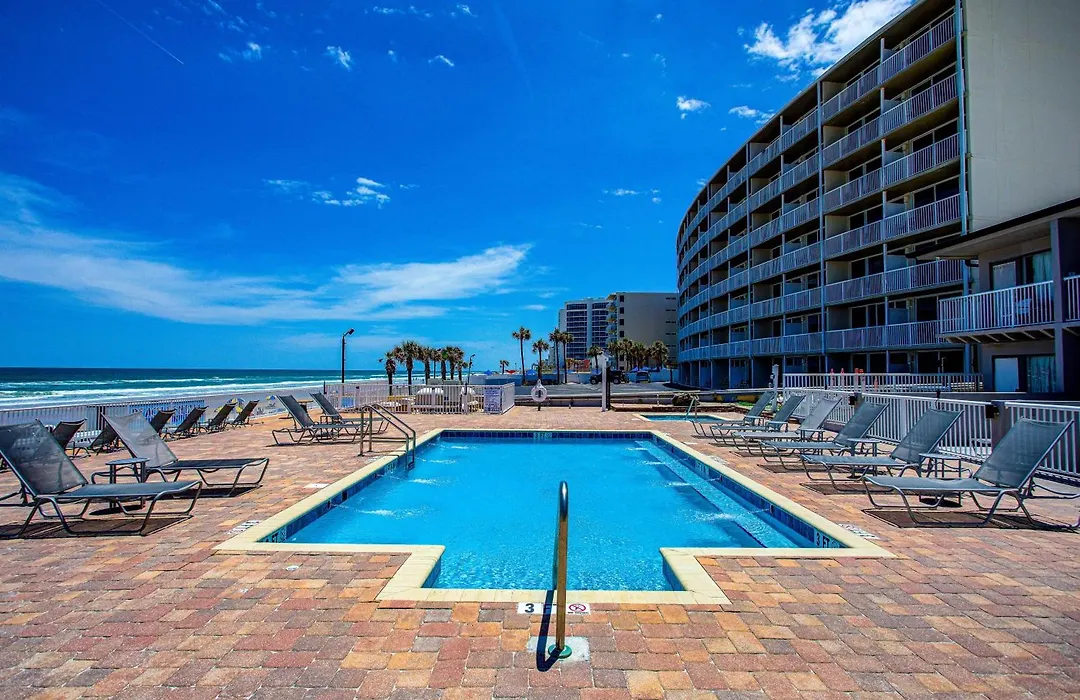 Beach House Inn With Pool & Hot Tub-1