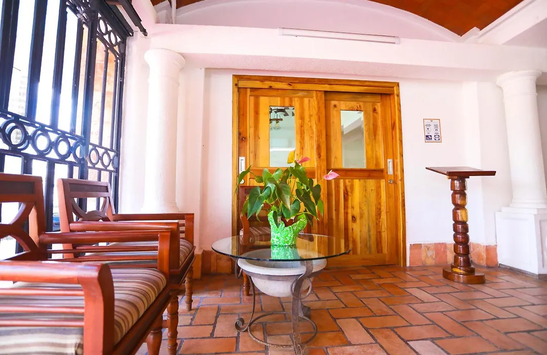 Hotel Maria De Lourdes-1